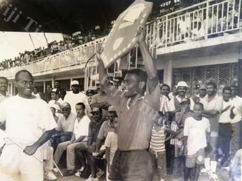 Colo-i-Suva captain Sakiusa Bai lifts the Fiji Bitter Marist 7s shield in 1996 at the then National Stadium in Suva. Picture: SUPPLIED