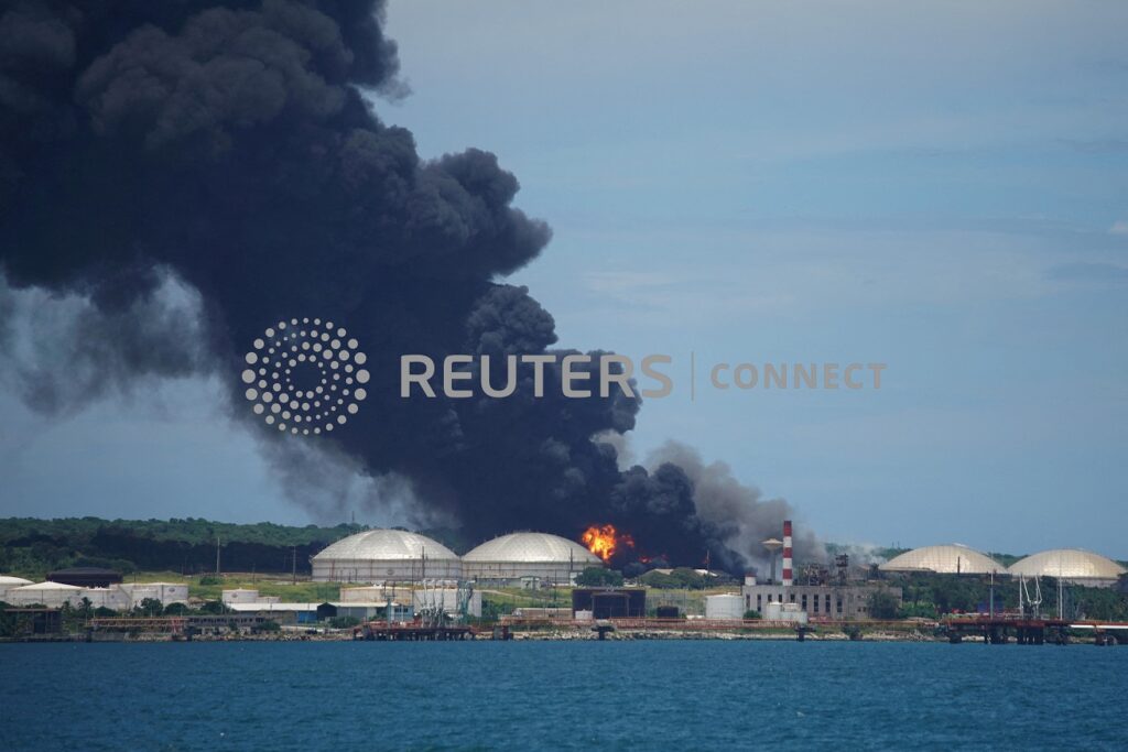 Third oil storage tank collapses in Cuba terminal following fire, spill