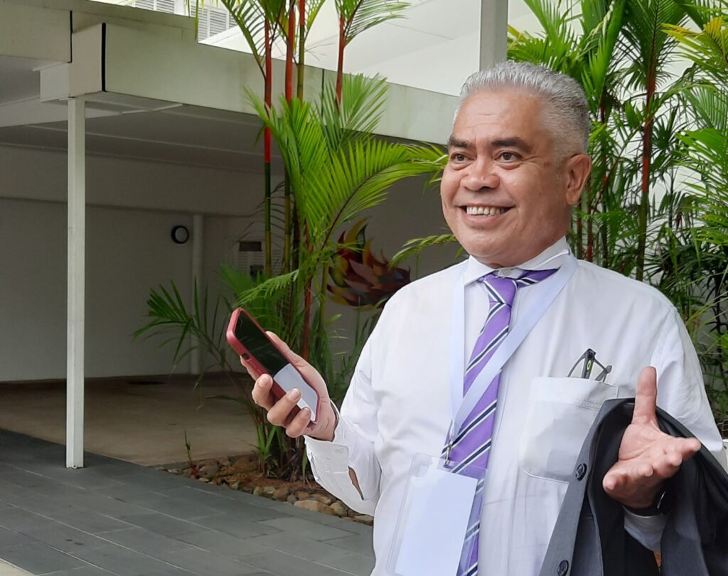 Separation of powers between three arms of government; 'Not easy in