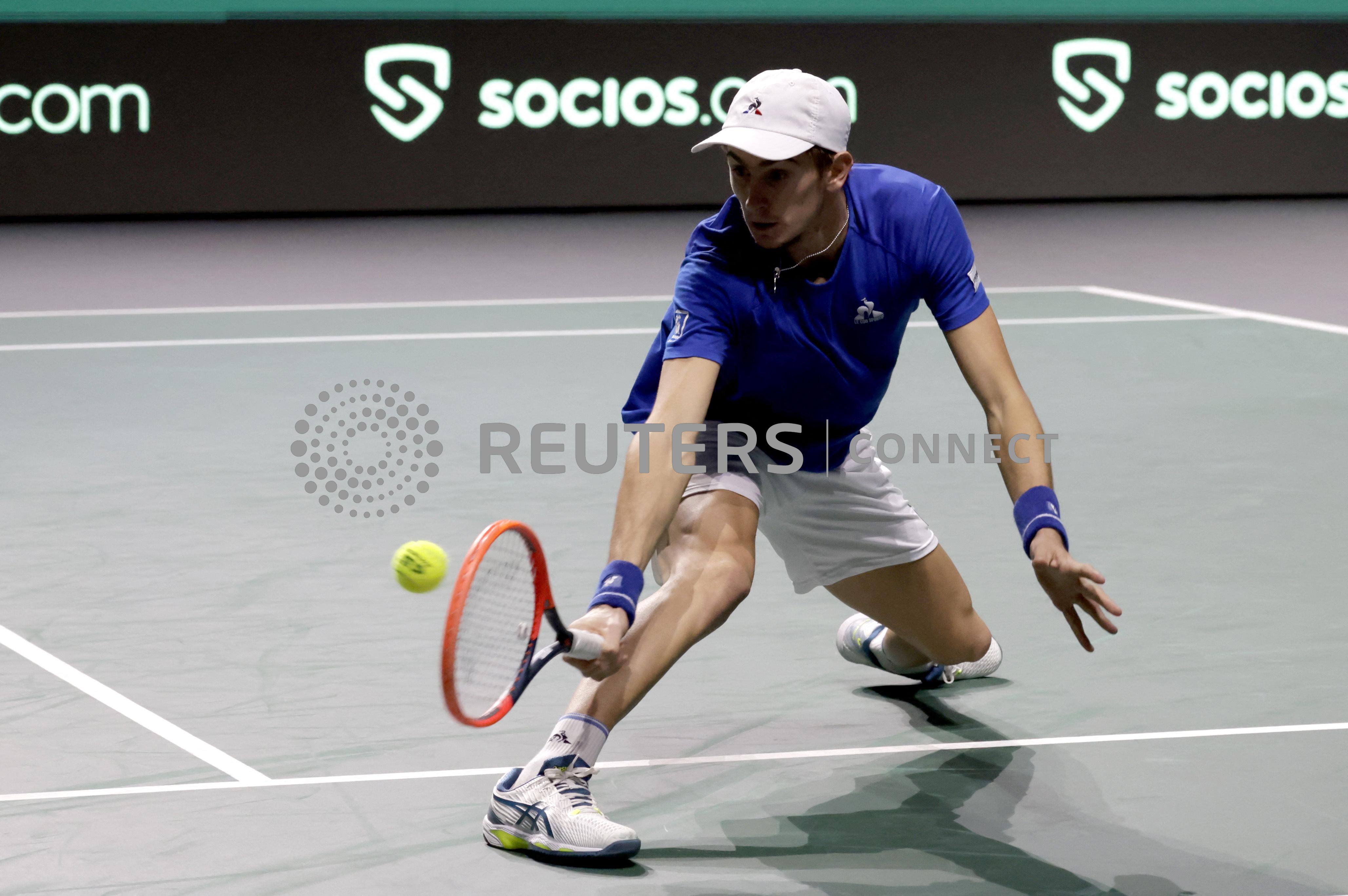 Arnaldi gives Italy 10 lead over Australia in Davis Cup final The