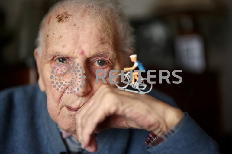 OlympicsOldest living French medallist gets another chance to shine at