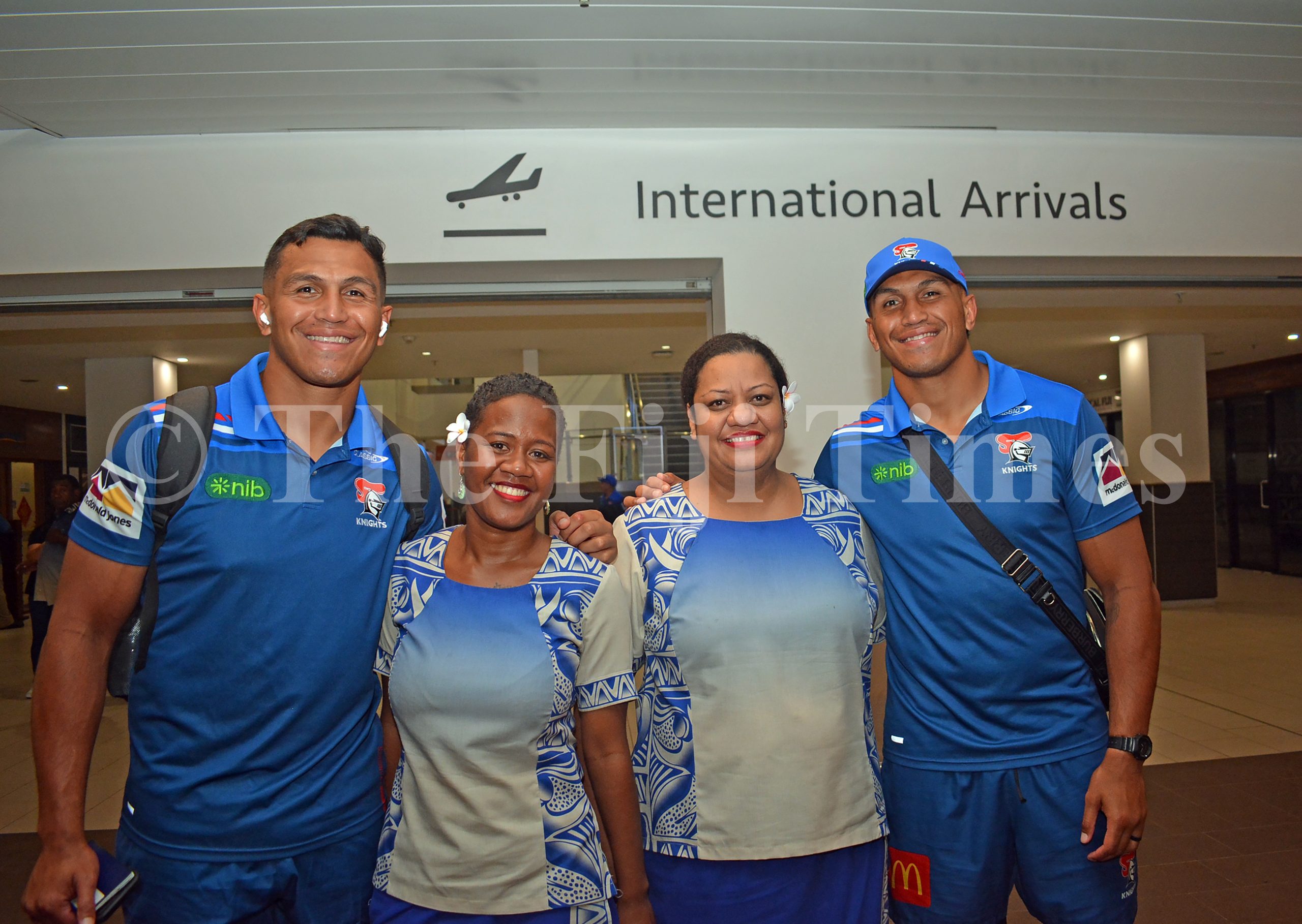 Newcastle Knights arrival 01