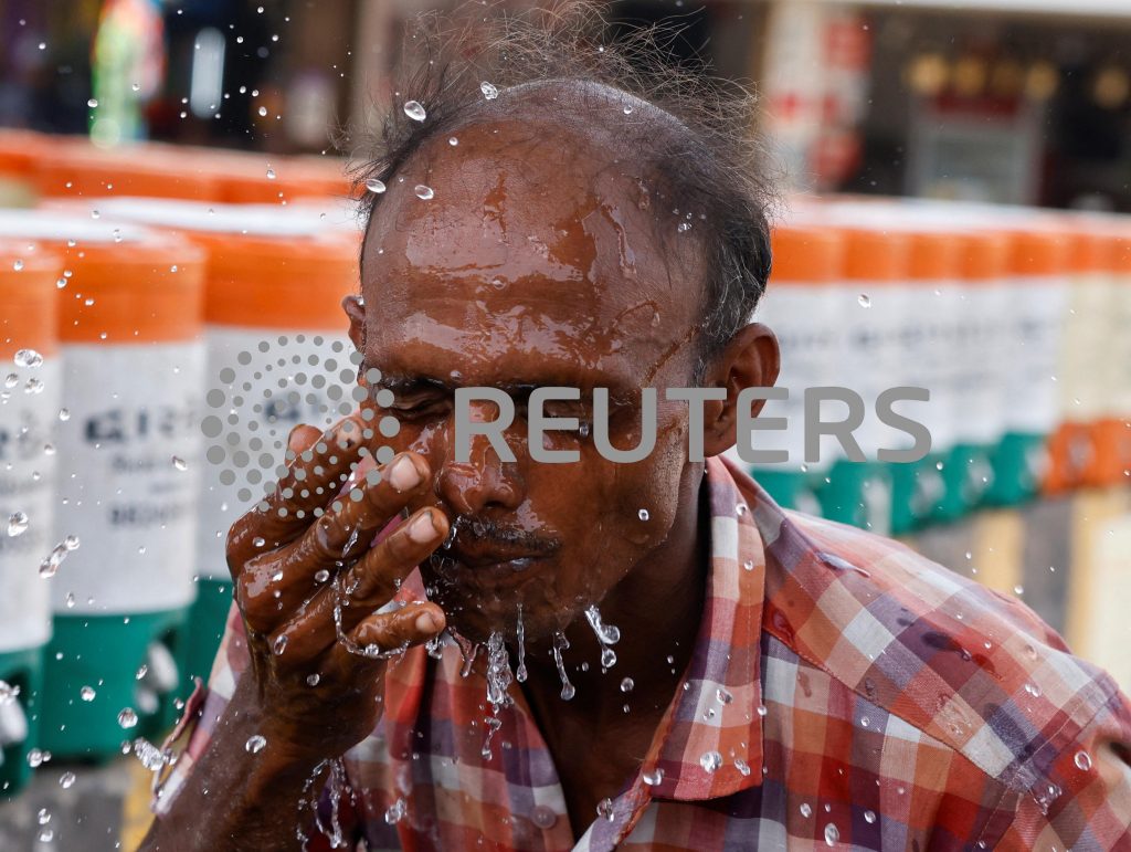India says Delhi's record 52.9 Celsius temperature last week was wrong by 3 C - Vimarsana News