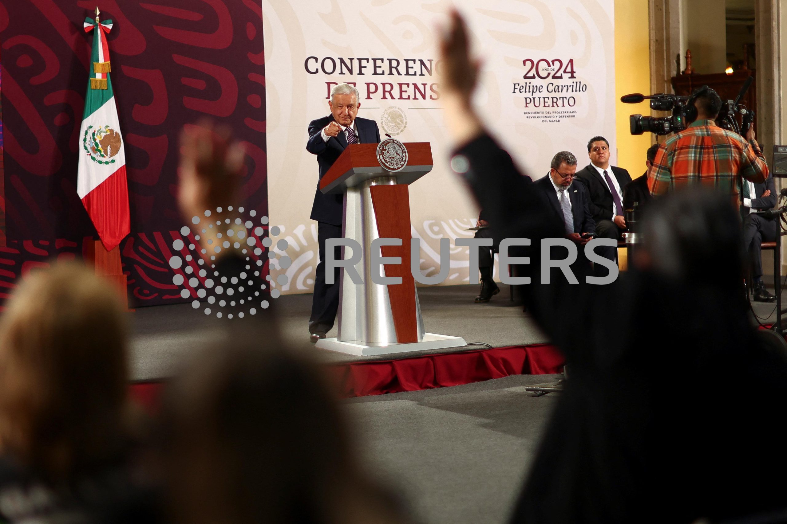 First test for Mexico's new president? Marathon daily press conferences