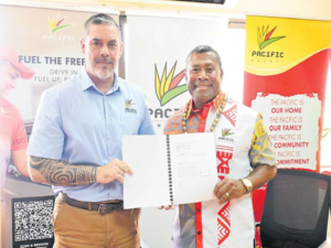 Energy CEO Stephane Cadelwith Waisale Serevi after the
official signing of their partnership.
Picture: JOSEFA SIGAVOLAVOLA