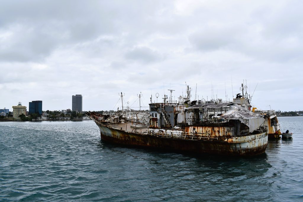 VEITALANOA | Ship remains at harbour