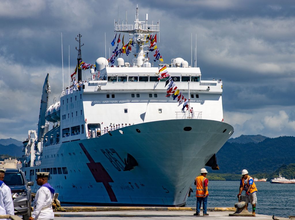 SHIPPING TIMES | Sailing for humanity