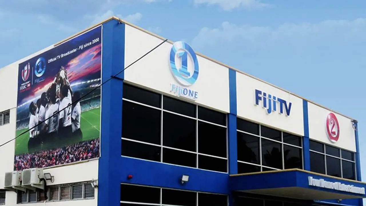 “Under pressure” –	Television company reports 32% revenue decline