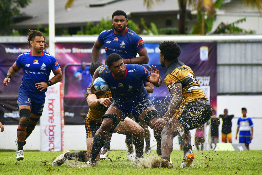 Drua on deck, Ba next