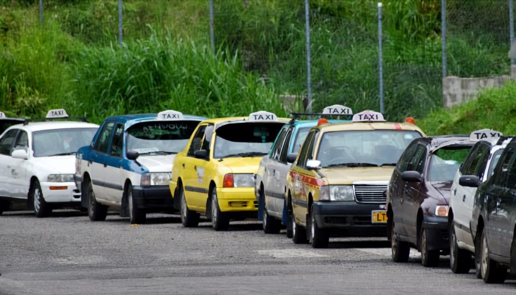 xR2D9-1024x585 image