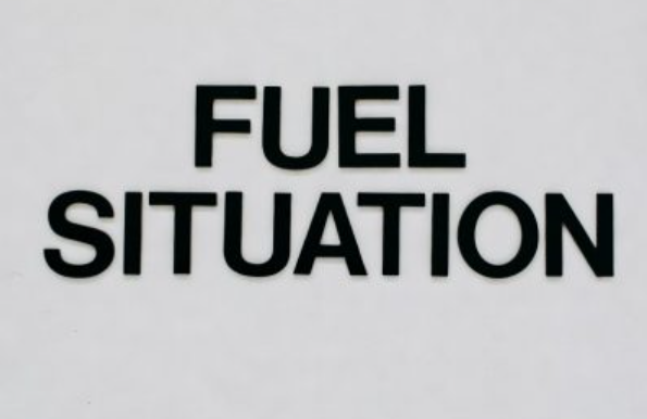 Chaudhry, Government trade blows over fuel crisis response